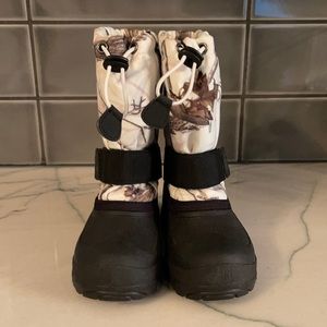 Kamik toddler boots size 10 EUC